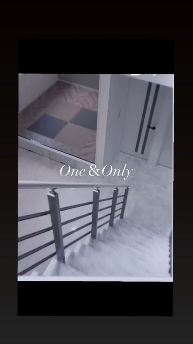 「One&Only な家づくり」

ーーーーーーーーーーーーーーーーーーー
ワンオンは兵庫県尼崎市を中心に
西宮市、伊丹市、宝塚市など阪神間エリアで
新築住宅の企画・設計・販売をしております

"建売でも叶うこだわりの住まい"
"家族が帰りたくなる家"

HPに物件情報掲載中🌿
＊お気軽にお問合せ下さい
＊Mail:contact@oneon-co.jp
＊Tel:0120-012-780
HP https://oneon-co.jp/

ーーーーーーーーーーーーーーーーーー

#建売住宅#建売に見えない建売#帰りたくなる家#家づくり検討中#新築検討中#家づくりのヒント#尼崎市新築#尼崎#西宮#伊丹#スケルトン階段#乾太くん#浴室乾燥機#アイランドキッチン#ジャグジー付き物件#ジャグジー#屋上庭園#小上がり和室#浴室テレビ#電動シャッター#zeh#LIXIL#YKK#乾太くん#外壁スーパーボード

#ワンオン